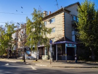 Togliatti, Karl Marks st, house 49. Apartment house