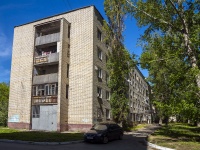 Togliatti, st Novopromyshlennaya, house 19. Apartment house