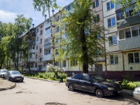 Togliatti, Pobedy st, house 38. Apartment house