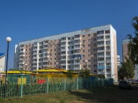 Balakovo, st Stepnaya, house 72. Apartment house