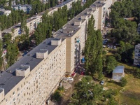 Balakovo, Lenin st, house 105. Apartment house