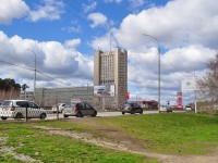 Yekaterinburg, st Volgogradskaya, house 193. office building