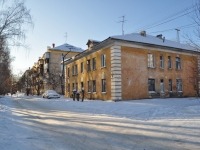 Yekaterinburg, Kosmonavtov avenue, house 93. Apartment house