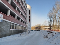 Yekaterinburg, Shefskaya str, house 105. garage (parking)