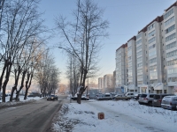 Yekaterinburg, Krasnykh Komandirov st, house 106. Apartment house