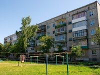 Revda, Sovetskikh Kosmonavtov , house 8. Apartment house