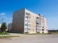 Nevyansk, Lenina (pos. tcementnij) st, house 70. Apartment house