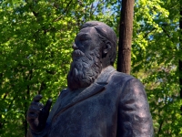 Ulyanovsk, monument Просветителю чувашского народа И.Я. ЯковлевуLev Tolstoy st, monument Просветителю чувашского народа И.Я. Яковлеву