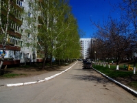 Ulyanovsk, Leninskogo komsomola avenue, house 27. Apartment house