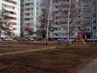 Ulyanovsk, Leninskogo komsomola avenue, 房屋 32. 公寓楼