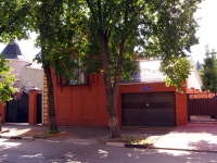 Ulyanovsk, st Krasnoarmeyskaya, house 91А. Private house