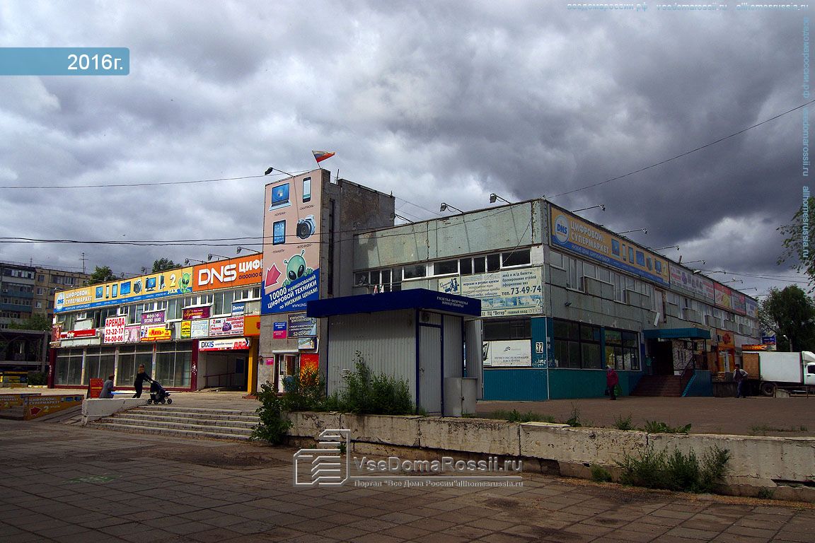 Ульяновск ул врача михайлова. Улица врача Михайлова Ульяновск. ТЦ ветер Ульяновск. Торговый центр ветер Ульяновск верхняя. Улица врача Михайлова 32 Ульяновск.