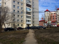 Ulyanovsk, Karl Libknekht st, 房屋 28. 公寓楼