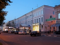 Ulyanovsk, Goncharov st, 房屋 30. 多功能建筑