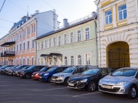 neighbour house: st. Andropov, house 7. Apartment house