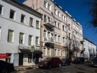 , Revolyutsionnaya st, house 14. Apartment house