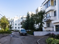 neighbour house: embankment. Volzhskaya, house 9. Apartment house