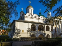 neighbour house: square. Bogoyavleniya, house 25 к.3. museum Ярославский государственный историко-архитектурный и художественный музей-заповедник 