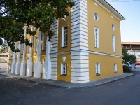 neighbour house: square. Bogoyavleniya, house 25 к.5. museum Ярославский государственный историко-архитектурный и художественный музей-заповедник 