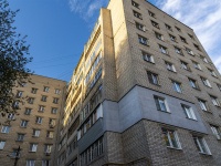 , Pushkin st, house 5 к.2. Apartment house