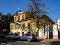 , Pervomayskiy alley, house 2/18. Apartment house