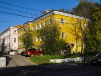 neighbour house: alley. Pervomayskiy, house 3. Apartment house