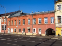 neighbour house: st. Pervomayskaya, house 45. office building