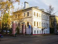 , Respublikanskaya st, house 62. Apartment house