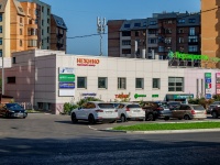 Ochakovo-Matveevskoe district, 购物中心 "Нежино", Nezhinskaya st, 房屋 6 к.1