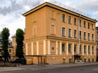 Admiralteisky district,  , house 211. Apartment house