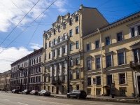 Vasilieostrovsky district,  , house 38. Apartment house