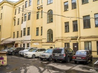 Vasilieostrovsky district,  , house 16. Apartment house