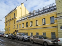 Vasilieostrovsky district,  , house 20/17. Apartment house