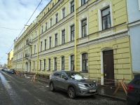 Vasilieostrovsky district,  , house 20/17. Apartment house