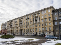 Vasilieostrovsky district,  , house 34. Apartment house