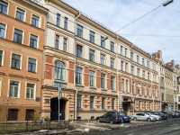 Vasilieostrovsky district, polyclinic Городская поликлиника №3 ,  , house 50