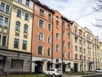 Vasilieostrovsky district,  , house 54. Apartment house