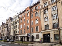 Vasilieostrovsky district,  , house 54. Apartment house