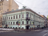 Vasilieostrovsky district,  , house 10/62. Apartment house