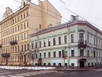 Vasilieostrovsky district,  , house 10/62. Apartment house