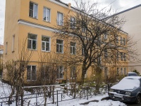 Vasilieostrovsky district,  , house 53. Apartment house