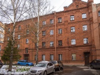 Vasilieostrovsky district,  , house 68. Apartment house