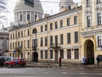 Vasilieostrovsky district,  , house 29. Apartment house