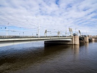 Vasilieostrovsky district, bridge 