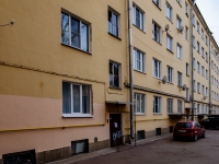 Vasilieostrovsky district, 13-ya liniya v.o. st, house 80. Apartment house