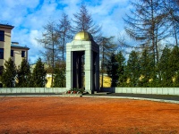 Vyiborgsky district, memorial Памятник-мемориал военным медикам , memorial Памятник-мемориал военным медикам