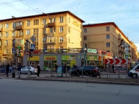 Vyiborgsky district,  , 房屋 27Б/СНЕСЕН. 商店