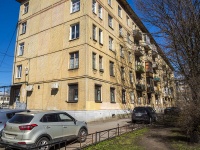 Vyiborgsky district,  , house 33. Apartment house with a store on the ground-floor