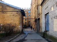 Vyiborgsky district, Smolyachkova st, 房屋 15-17. 公寓楼