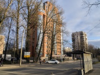 neighbour house: avenue. Institutsky, house 11. Apartment house